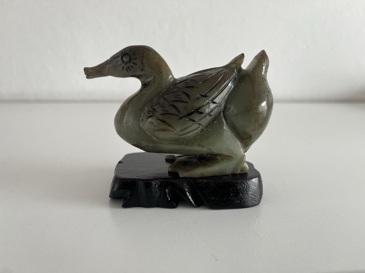 Statuette: Ente mit Holzsockel aus Nephrit-Jade – Usato da Wetzikon ZH venduto da seli03 6