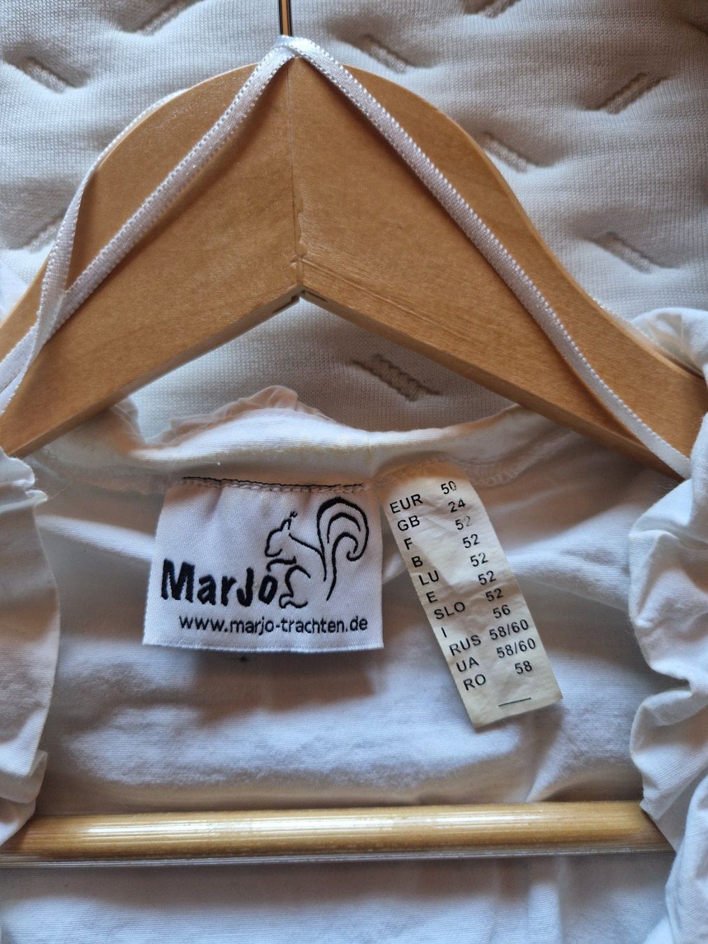 Vestiti: Dirndl MarJo in der Grösse 50 – Usato da Montlingen venduto da eve_22c9 1