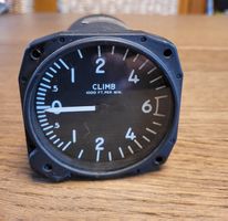 Historisches Fluginstrument:Variometer(VSI)–Lackner Co. USA