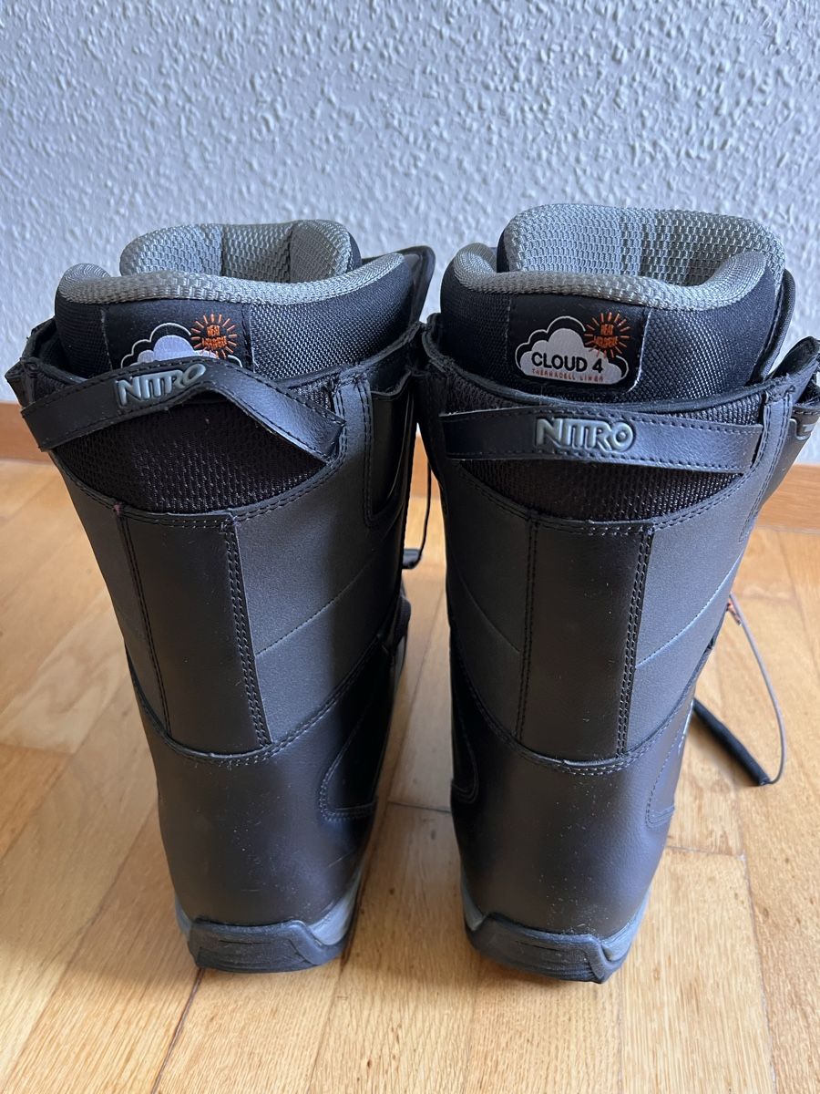 Snowboard Nitro Herrenschuhe: Nitro Snowboard Boots 42 2/3 – Gebraucht aus Zürich von Azzurro6 2