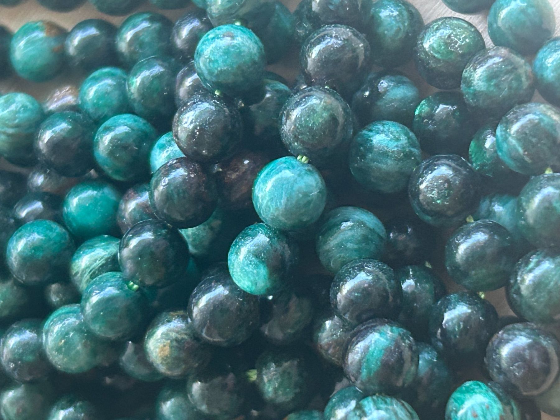 Minerali & Pietre curative: Strang echte Emerald beads 6 mm – Nuovo e nell'imballaggio originale da Niederrohrdorf venduto da Ytobi