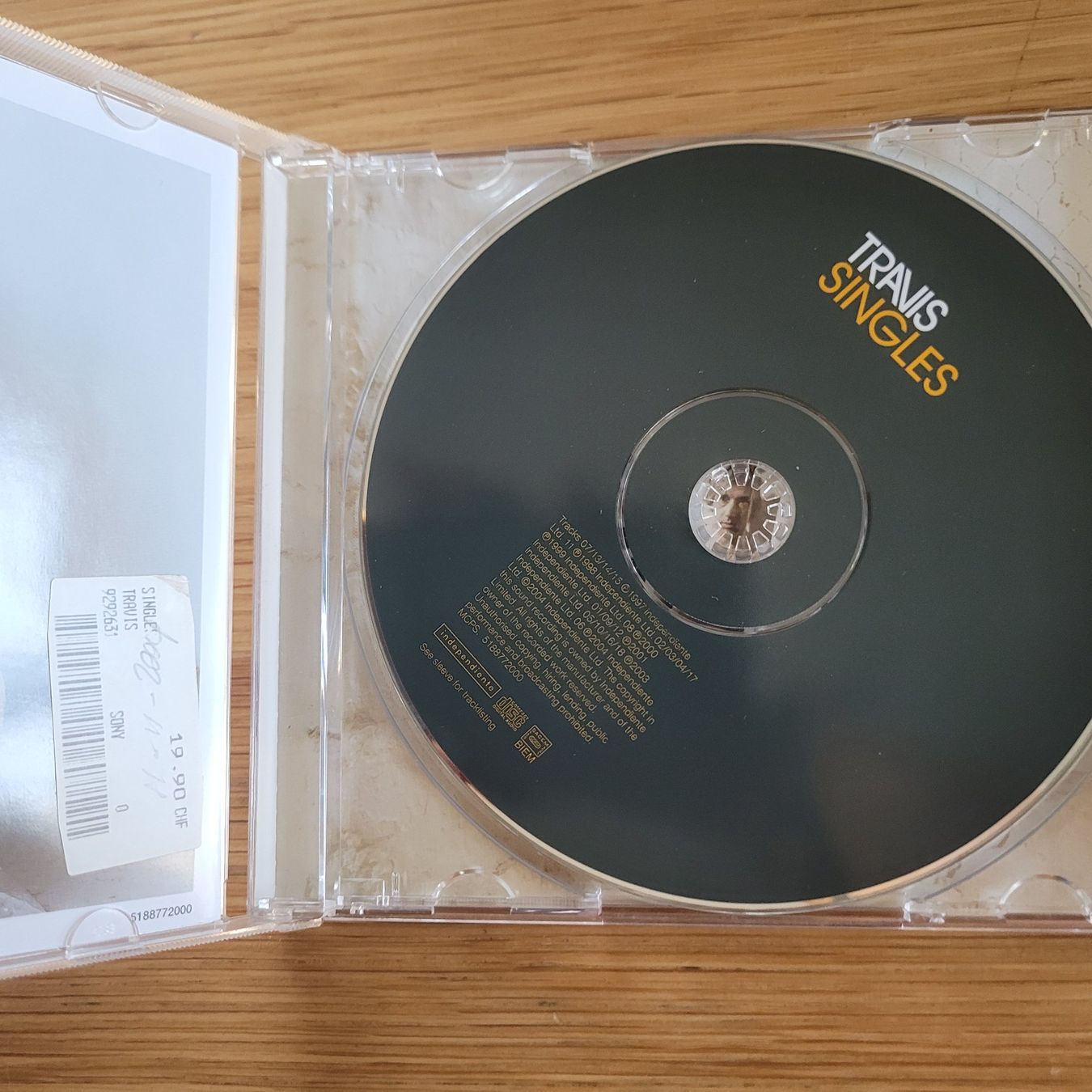 CD: CD Travis Singles – Usato da Biel/Bienne venduto da Destockweb 1