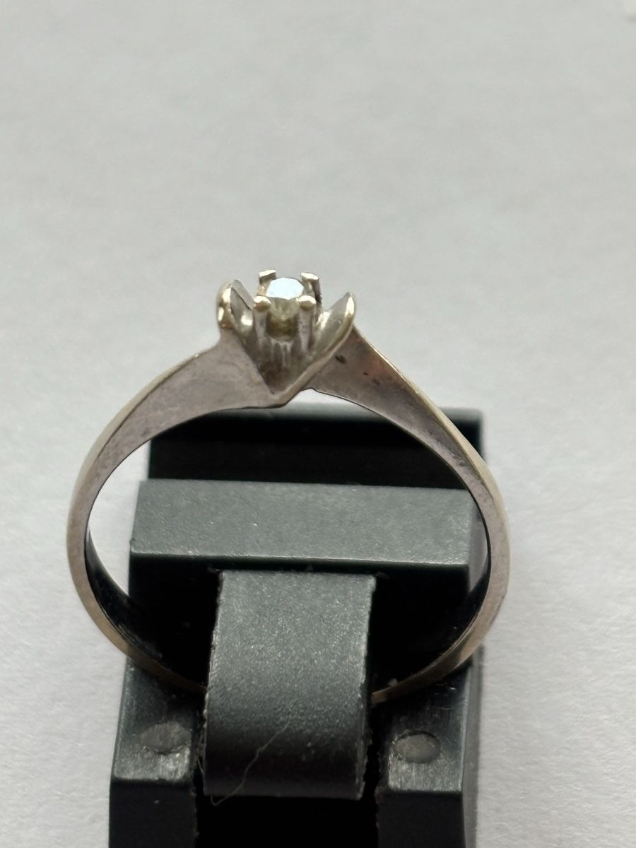 Anelli: Ring Weissgold / Diamant 14 Karat – Usato da Langnau am Albis venduto da flusspflege
