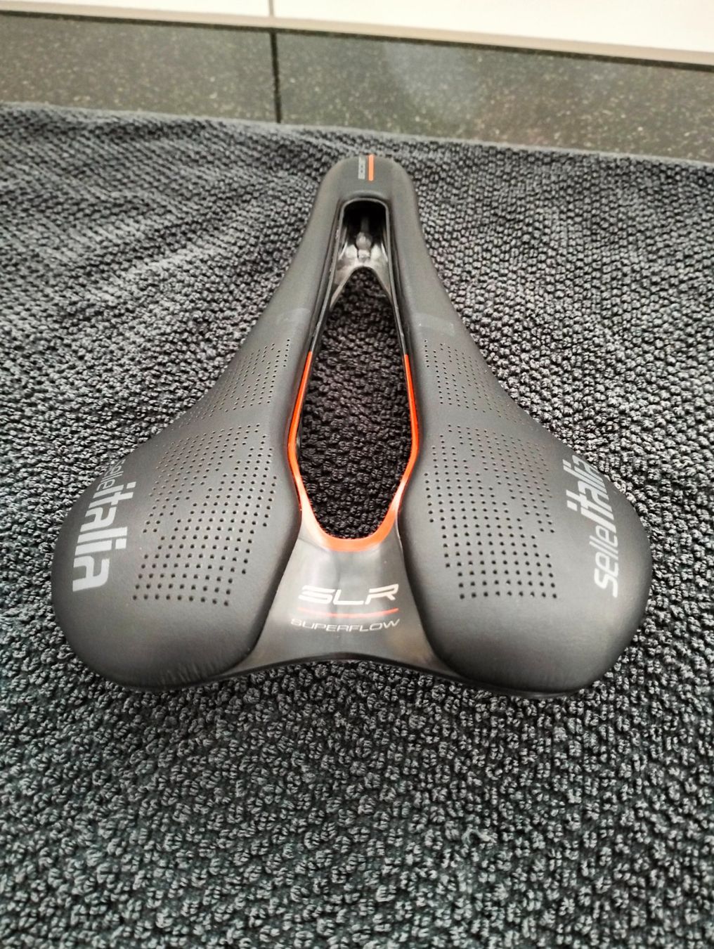 Selle Italia Ersatzteile: SLR Boost Kit Carbonio Superflow (133g) – Gebraucht aus Uster von KarlZH 4