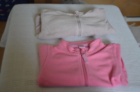 TAILLE 74 - 2 VESTES