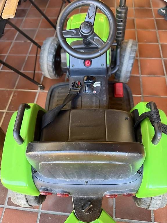 Véhicules pour enfants: Elektischer Traktor – D'occasion à Wasterkingen par lad_5r6h 1