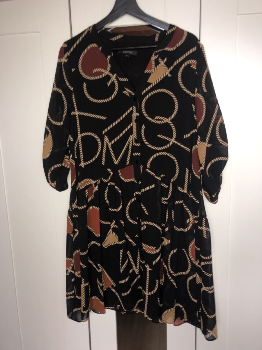Robes: Kleid Gr. 38 von comma – D'occasion à Balsthal par Katzenfan99