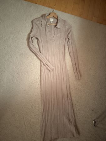 Kleid H&M Rippen Strick Polo Kragen 