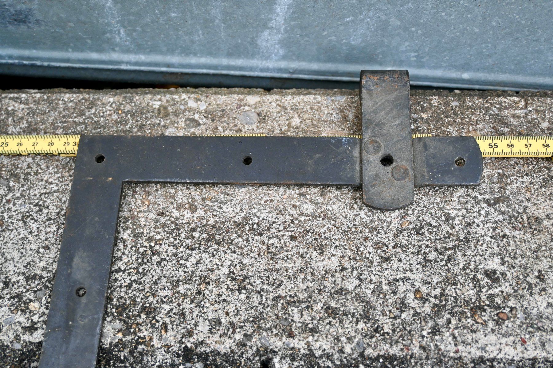 Ferramenta: 2 alte Türwinkelbänder  20 x 24 cm – Usato da Pfaffhausen venduto da mono_rec 7