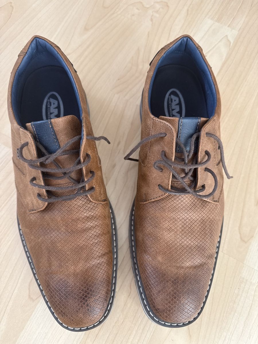 Herrenschuhe: Schuhe Gr 43 – Gebraucht aus Zell ZH von Guffos