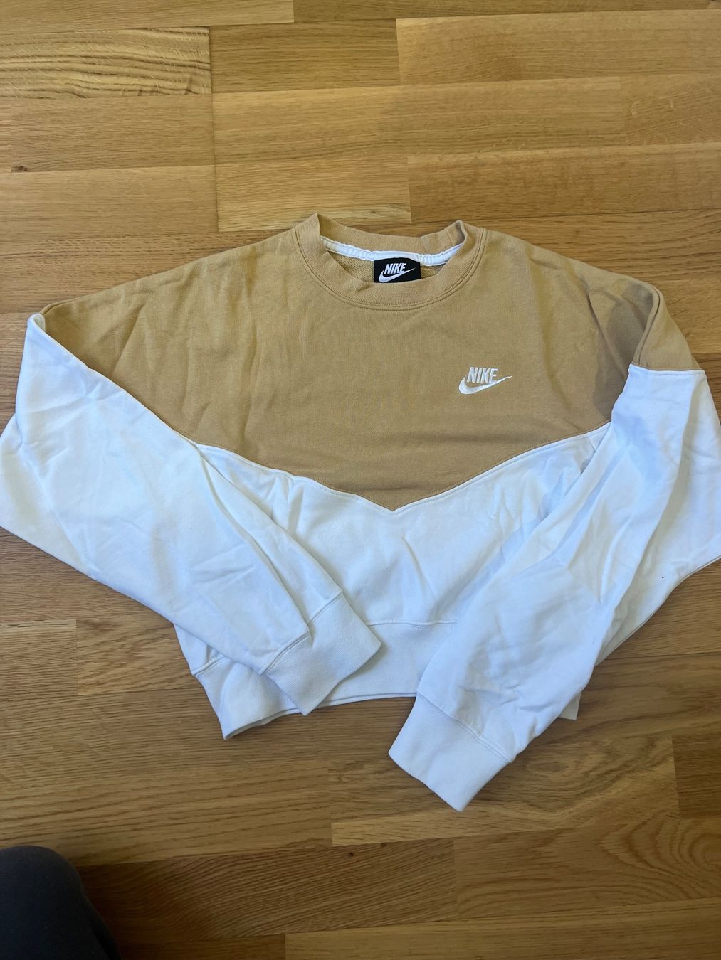 Maglioni & Felpe: Nike Pullover, XS, Top Zustand, Trendfarbe, Herbst-Look – Usato da Bern venduto da sar_56rd 1