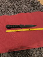 Schwarzes Messer mit Kompass - Ideal für den nächsten Trip!