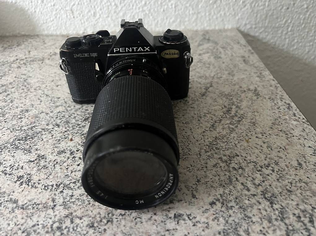 Pentax Fotocamera: Pentax ME Super Kamera mit Objektiv – Usato da Frenkendorf venduto da autodiscount4123