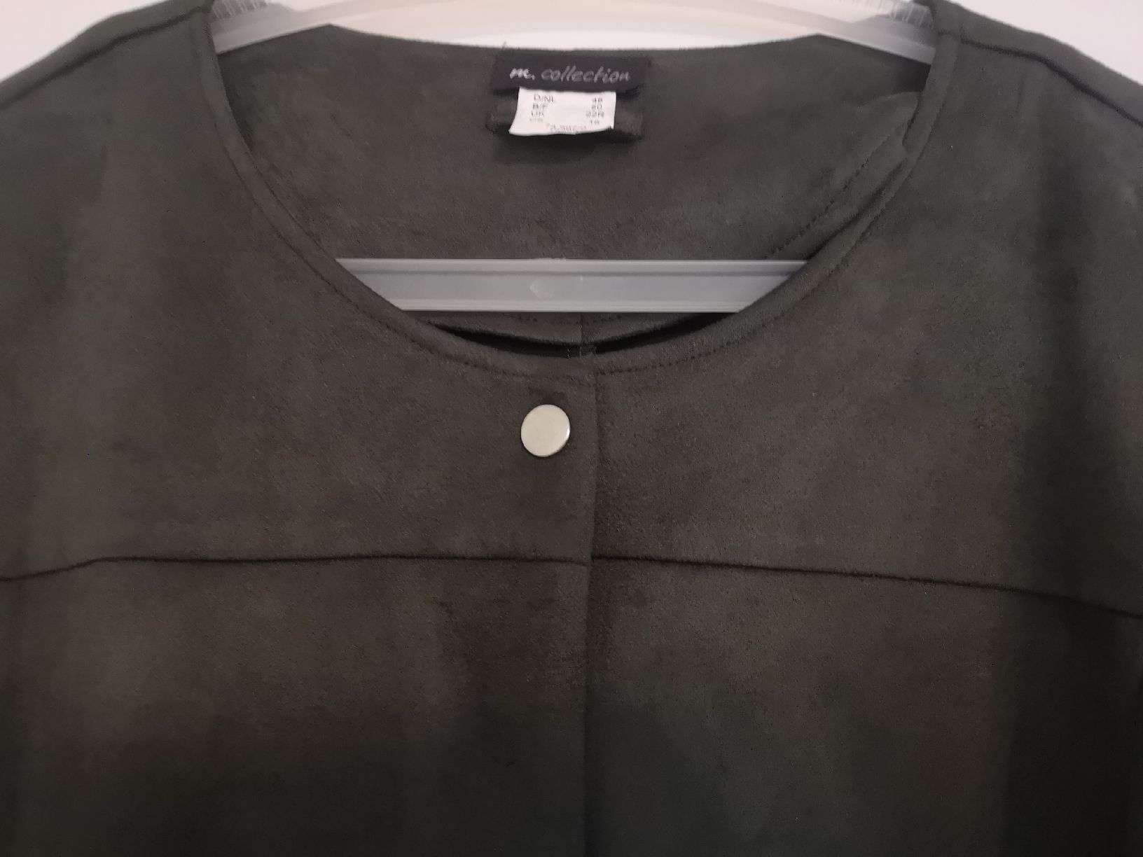 Cappotti: eine wunderschöne Damenjacke – Nuovo e nell'imballaggio originale da Dietikon venduto da aro_mr6l 1
