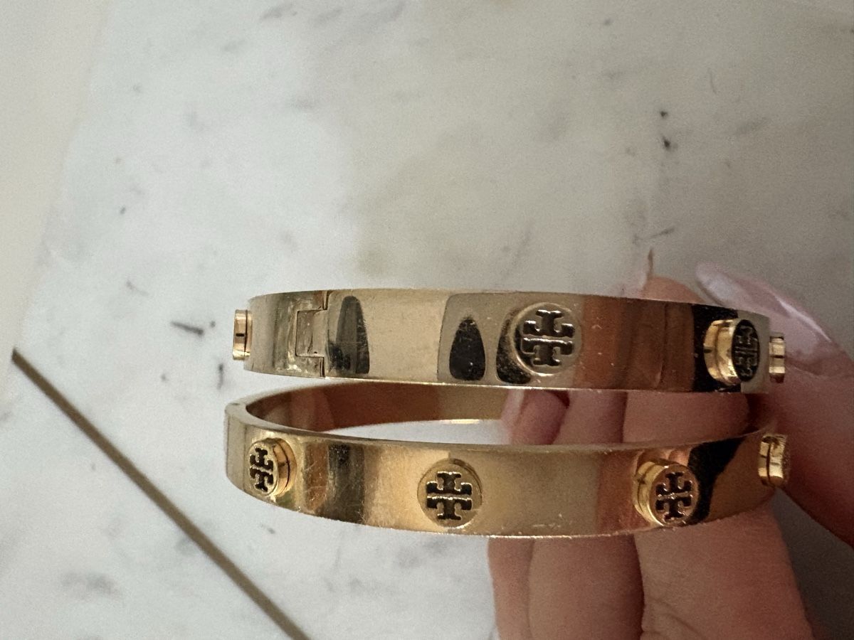 Tory Burch Bracciali & Braccialetti: 2 Tory Burch logo stud bracelets – Usato da Zürich venduto da mausi030 1
