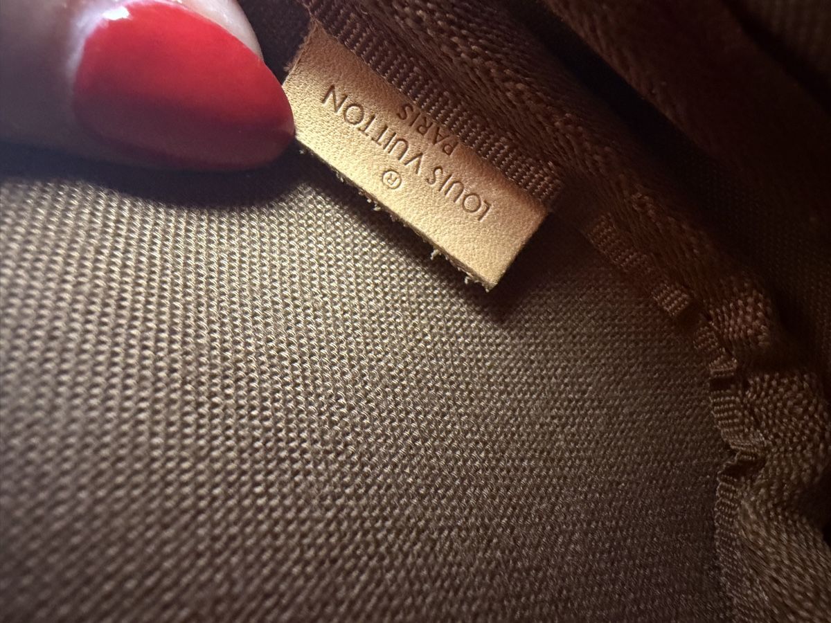Louis Vuitton Borse da donna: Louis Vuitton Pochette Monogram – Usato da Cossonay-Ville venduto da ajs_l9zc 3