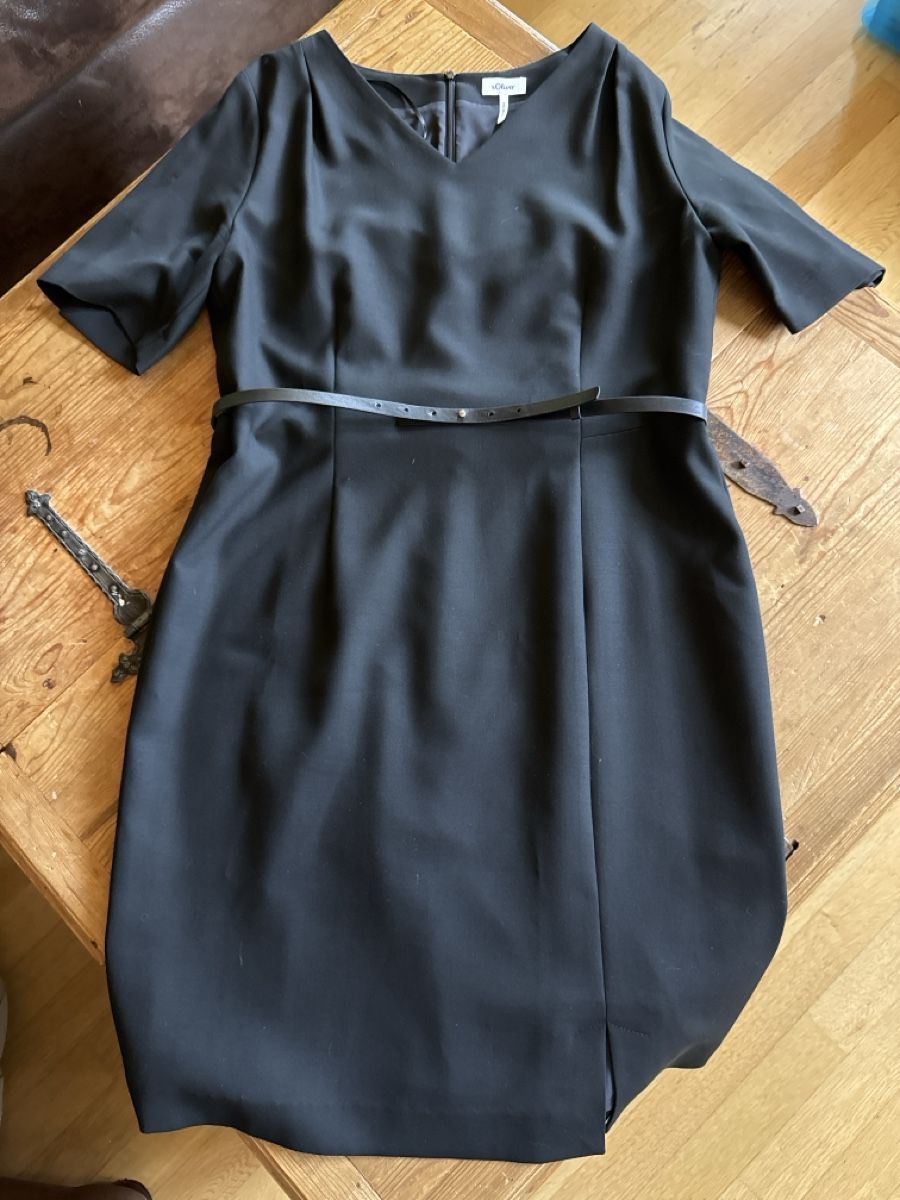 S.Oliver Vestiti: Schwarzes Kleid von s.Oliver, Gr. 42 – Nuovo (secondo la descrizione) da Mauren venduto da ducducturi