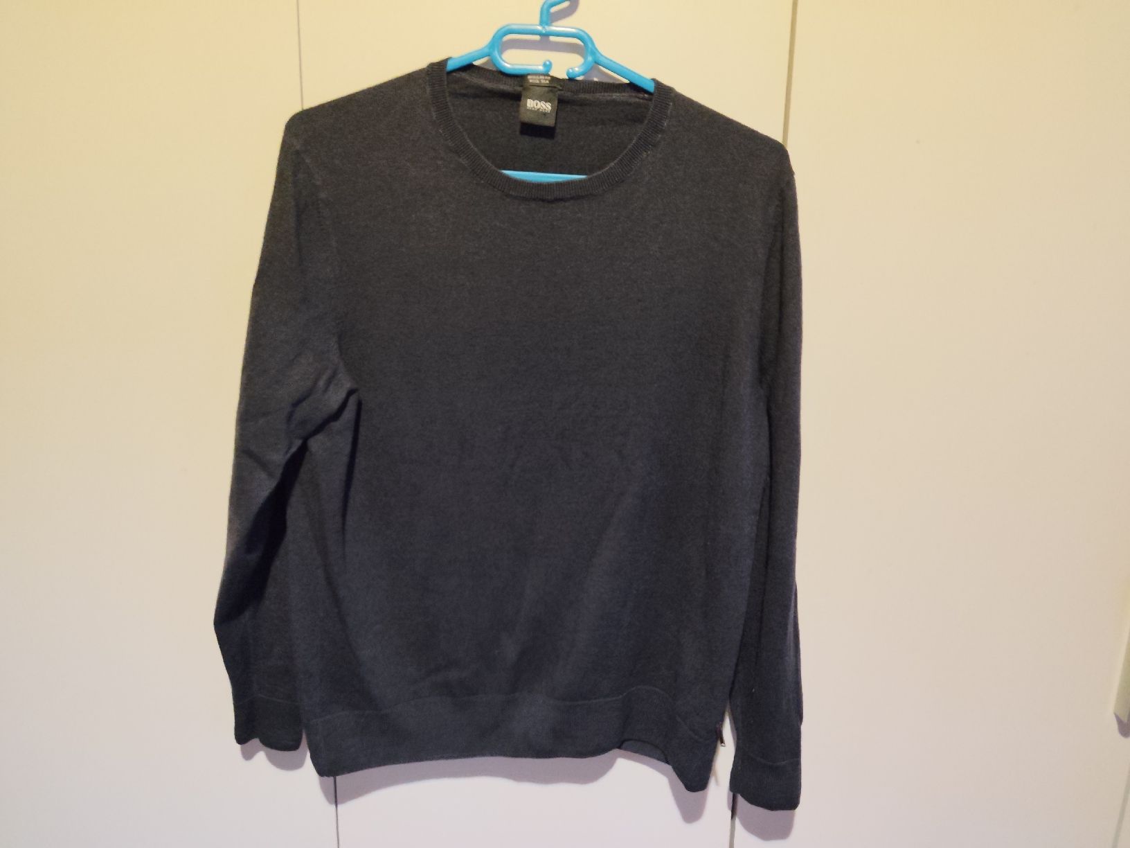 Hugo Boss Maglioni & Felpe: Boss Pullover Damen Schwarz Grösse M Wool Silk Schwarz – Usato da Rothrist venduto da SiddharthaMoon