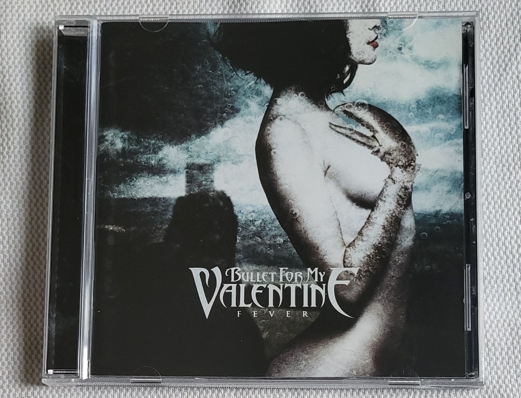 CD: Bullet for my Valentine - Fever – Usato da Villars-sur-glane venduto da Epsilonhike