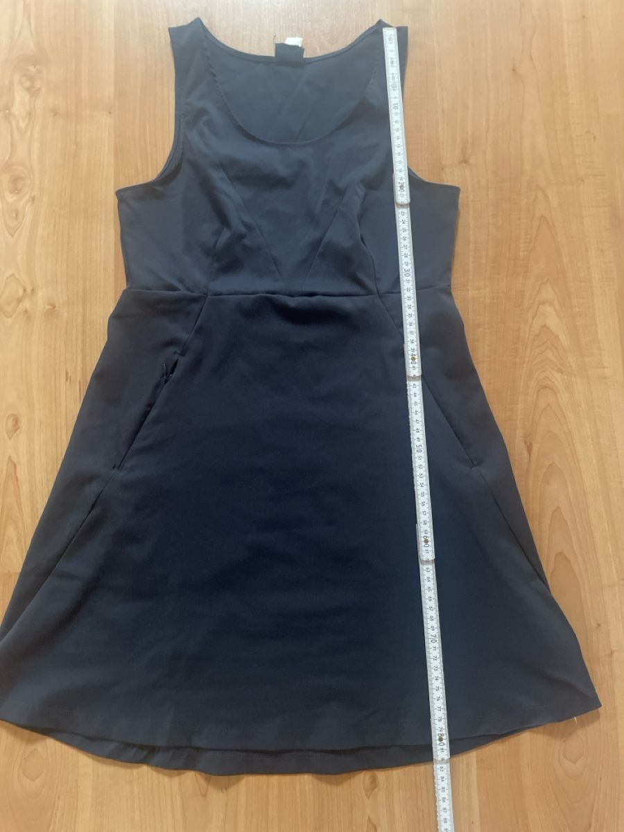 Vestiti: Sportkleid Gr 36 – Usato da Erschmatt venduto da Gragetsch 1