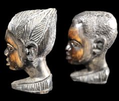 🌍2 Vintage Afrikanische Büsten–Meisterhafte Holzschnitzerei