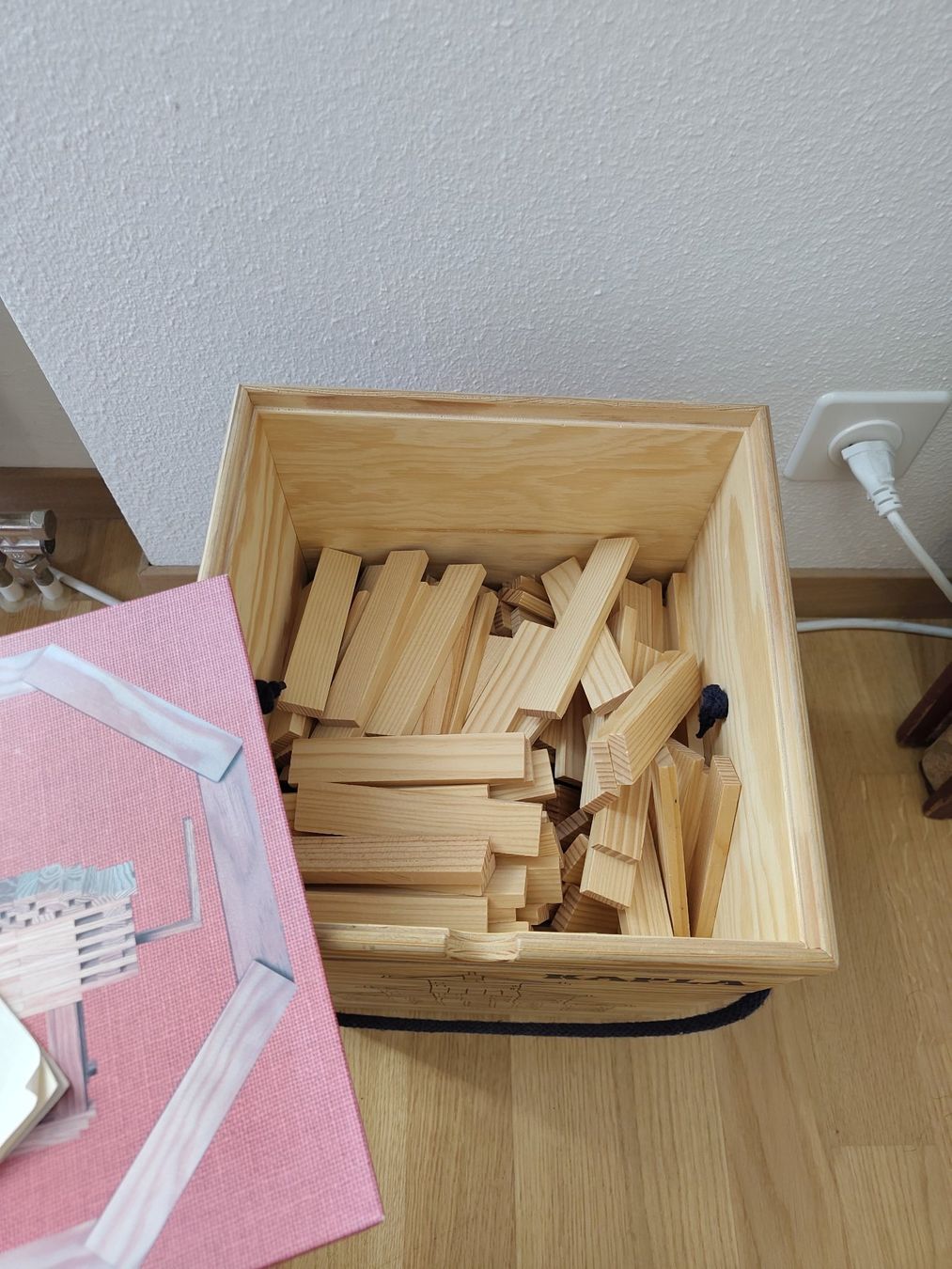 Kapla Spielzeuge: Boite de Kapla en bois – Gebraucht aus Urdorf von nic_sh2n 1