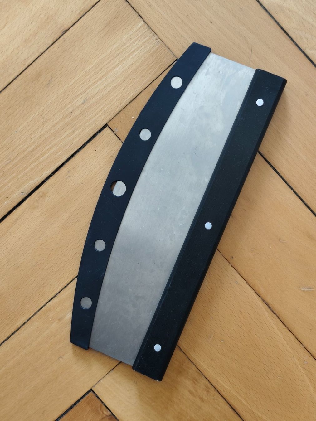 Coltelli da cucina: Couteau à pizza – Usato da Delémont venduto da antioque 1