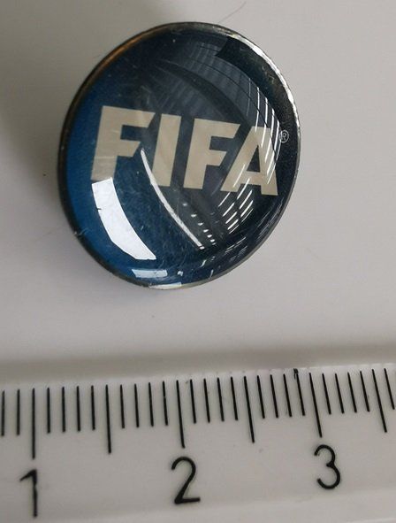 FIFA - Pin | Kaufen auf Ricardo