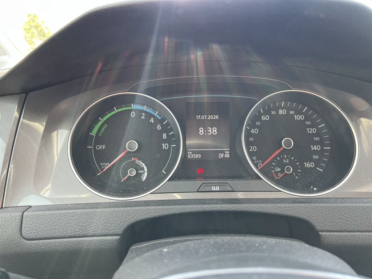 VW Automobili: VW e-Golf ab MFK 1.7.25, km 63589 – Usato da Biberstein venduto da Leoo 1