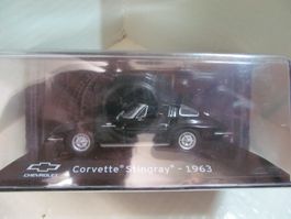 CORVETTE  STINGRAI 1963   1:43   CHEVROLET