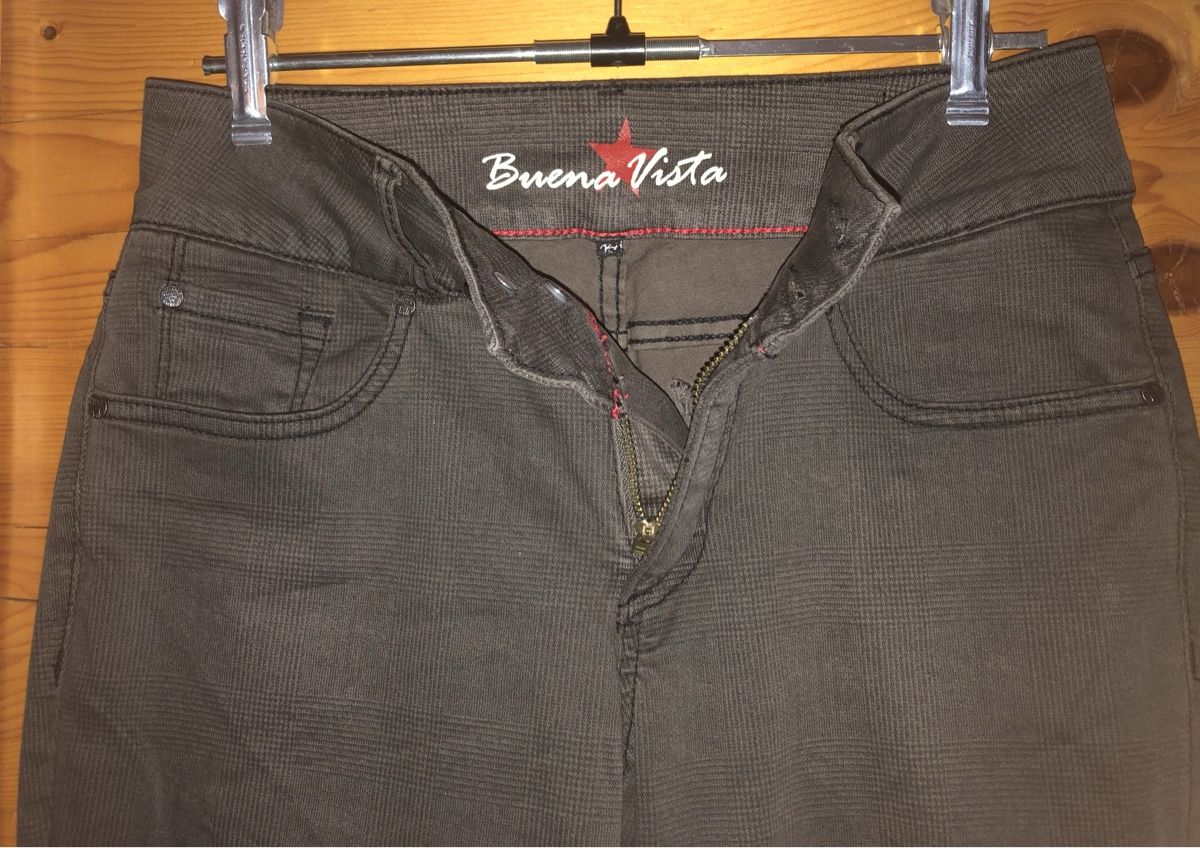 Buena Vista Pantaloni: Wunderschöne HOSE, Buena Vista TUMMYLESS, Gr.S – Nuovo (secondo la descrizione) da Mühlebach (Goms) venduto da chr_q6d8