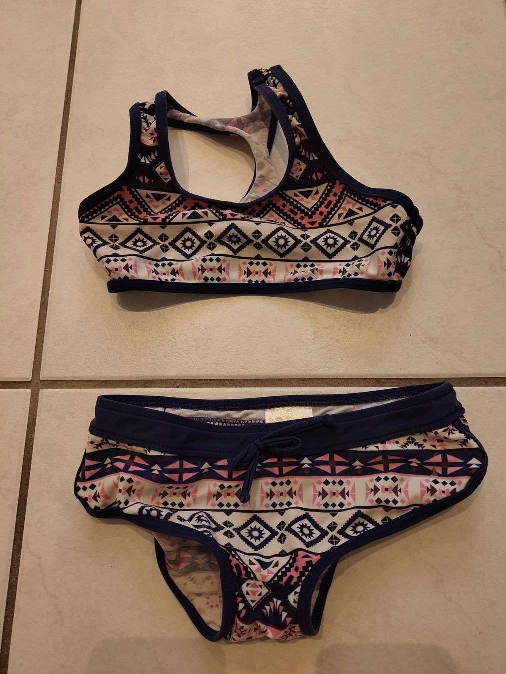 Costumi da bagno & Bikini: Bikini 128 – Usato da Neerach venduto da stens