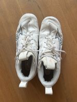 Mizuno wave momentum 3