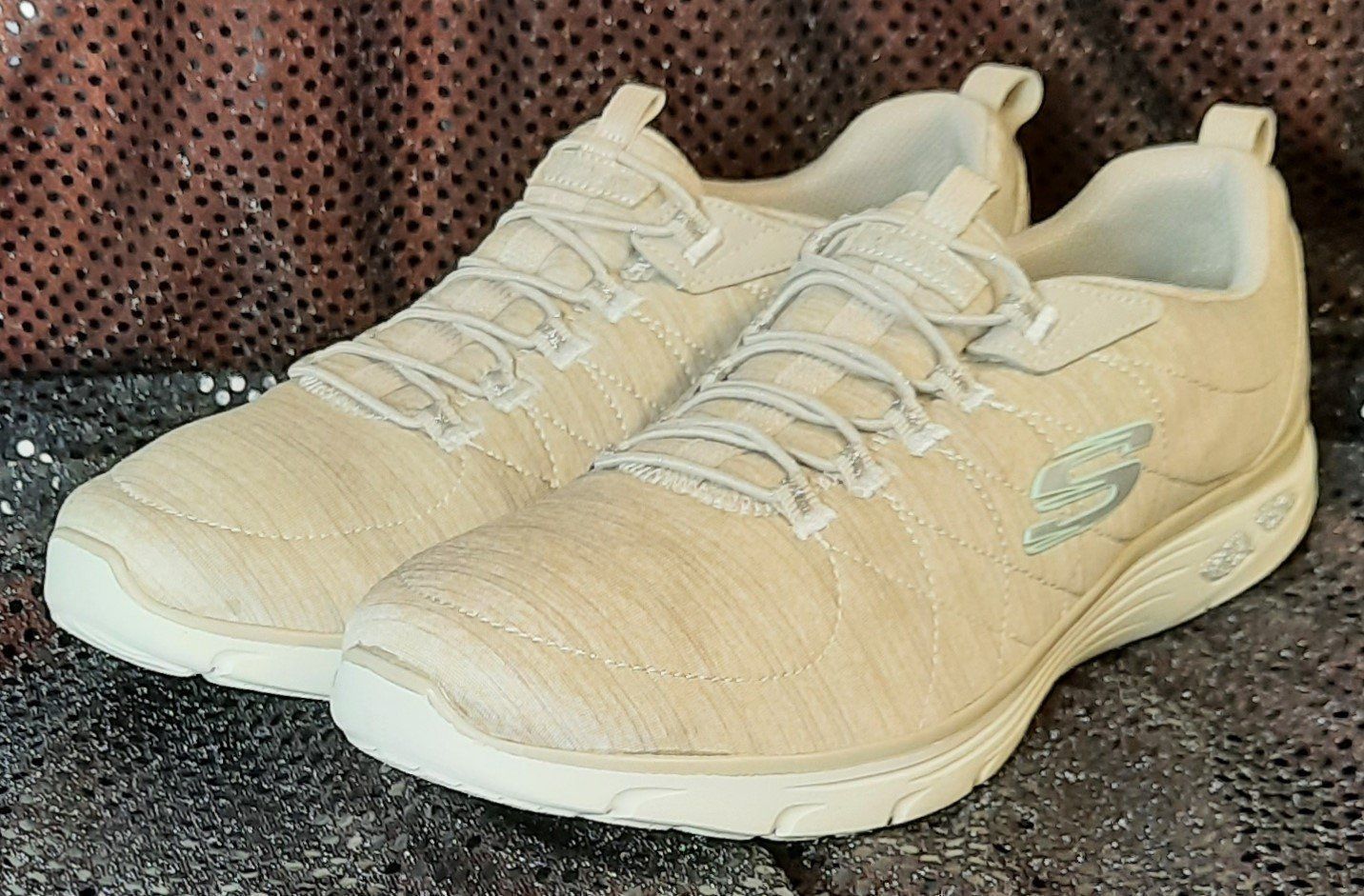 Skechers Scarpe da donna: SKECHERS Damen Sneaker Nat 40 – Nuovo (secondo la descrizione) da Seuzach venduto da VT-Collections2 5