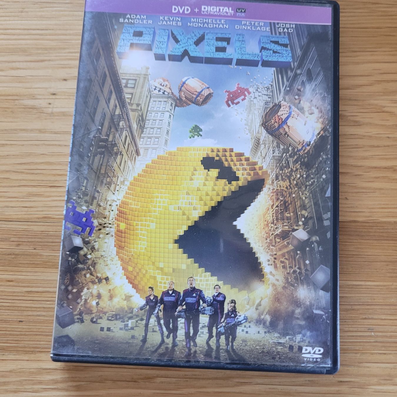 Alle DVDs: DVD Pixels – Gebraucht aus Biel/Bienne von Destockweb