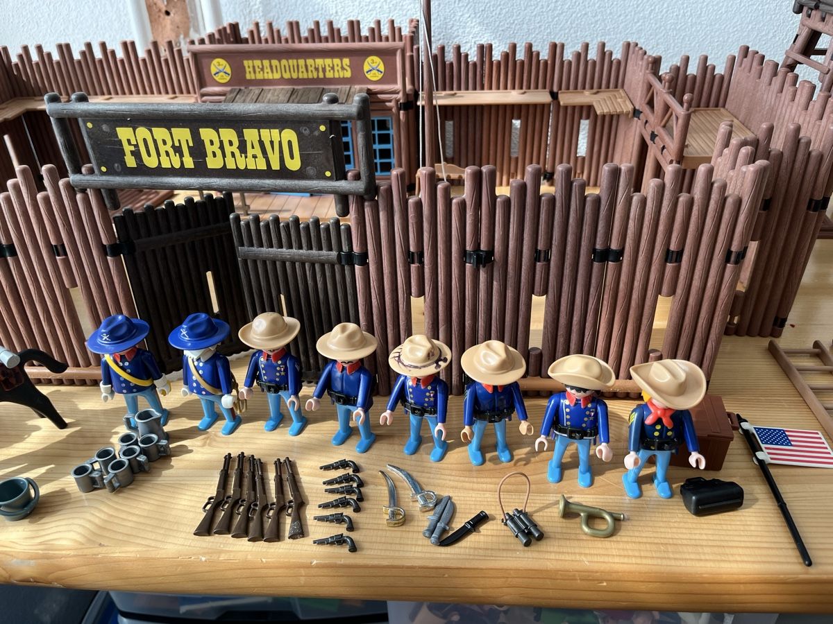 Playmobil Spielzeuge: Playmobil Westernfort Bravo – Gebraucht aus Frauenfeld von adj04 1