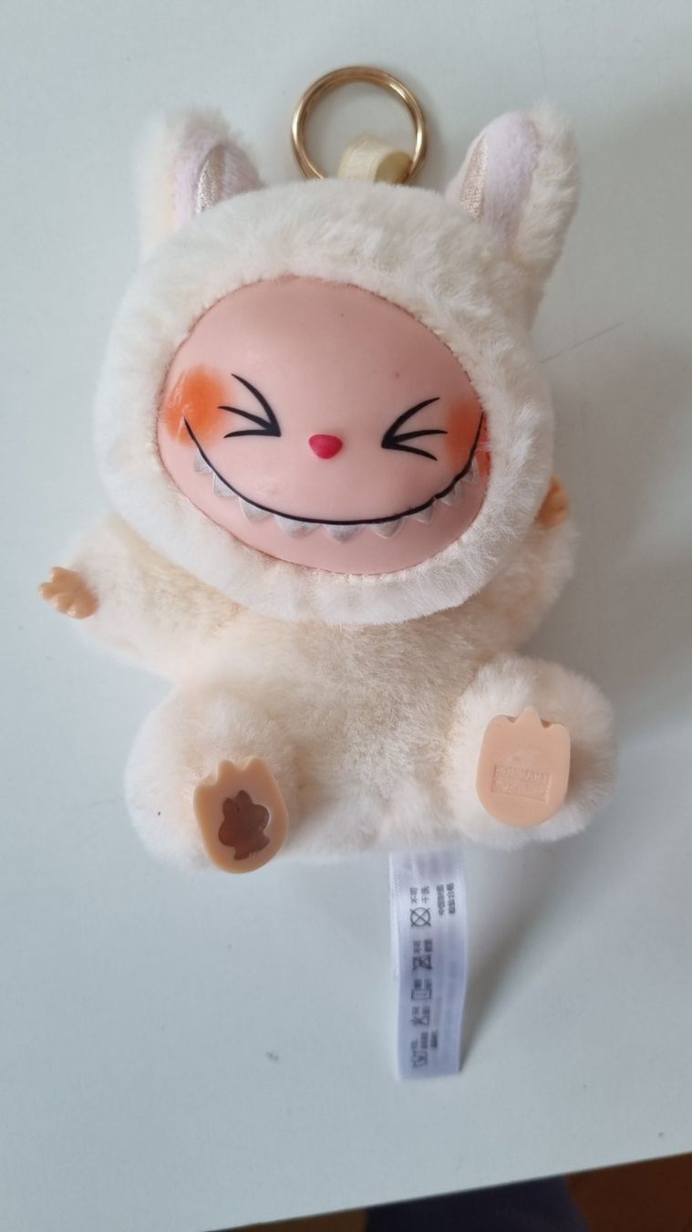 Portachiavi: Labubu porte-clés  POP MART  The Monsters – Usato da La Chaux-de-Fonds venduto da mikilo1