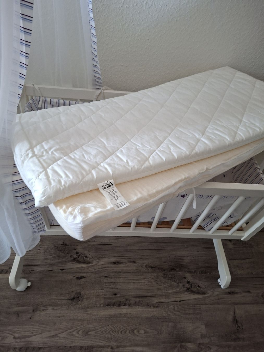 Sdraiette & Sdraiette a dondolo: Babywiege-Set mit Himmel – Usato da Winterthur venduto da Ausmisten2026 1