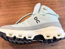 On Cloudrock 2 Waterproof Damen – Grösse 37.5 – ungetragen