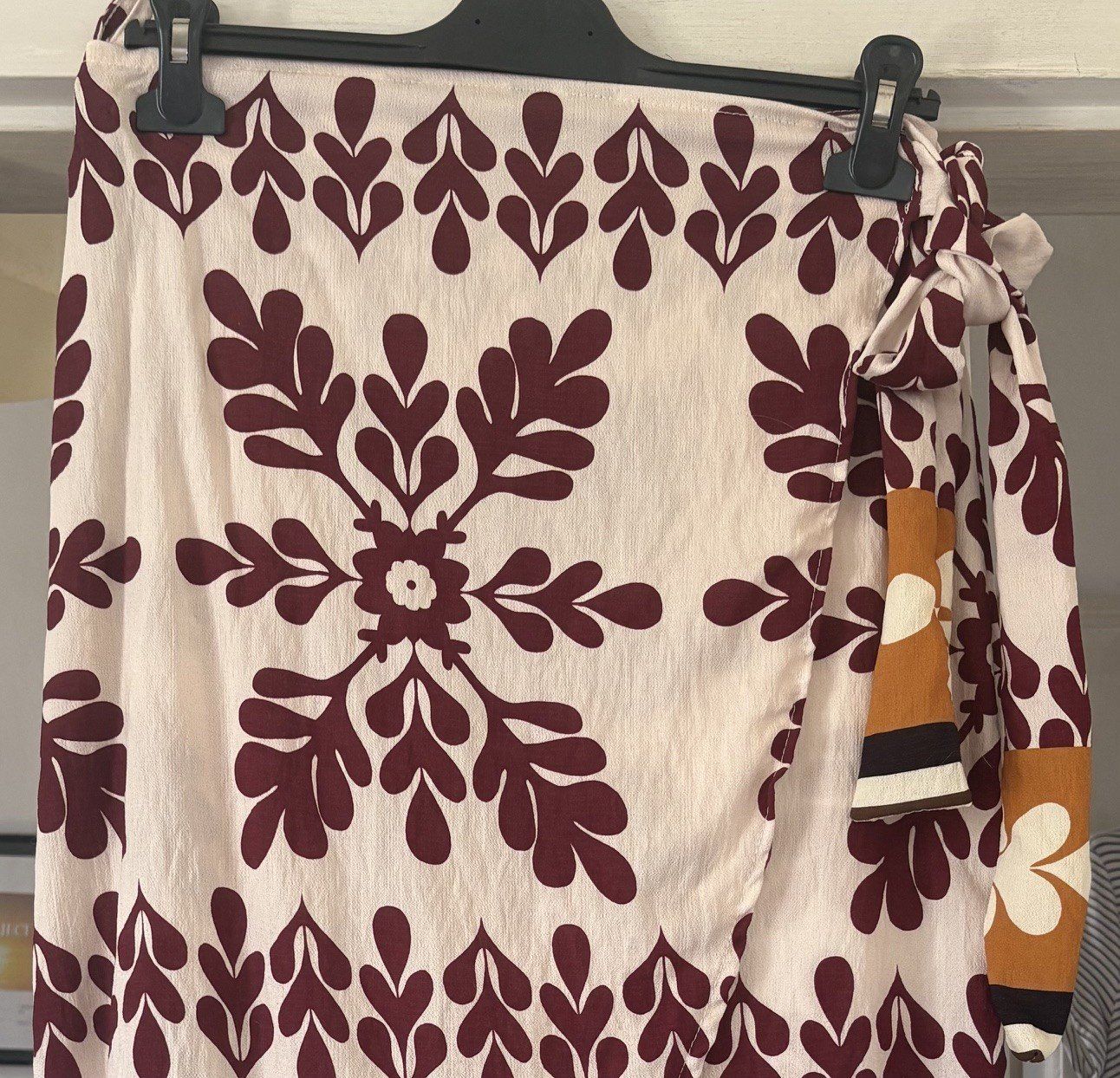 Röcke: JUPE PORTEFEUILLE  EN VISCOSE! M – Neu und originalverpackt aus Locarno von NicoNion 3