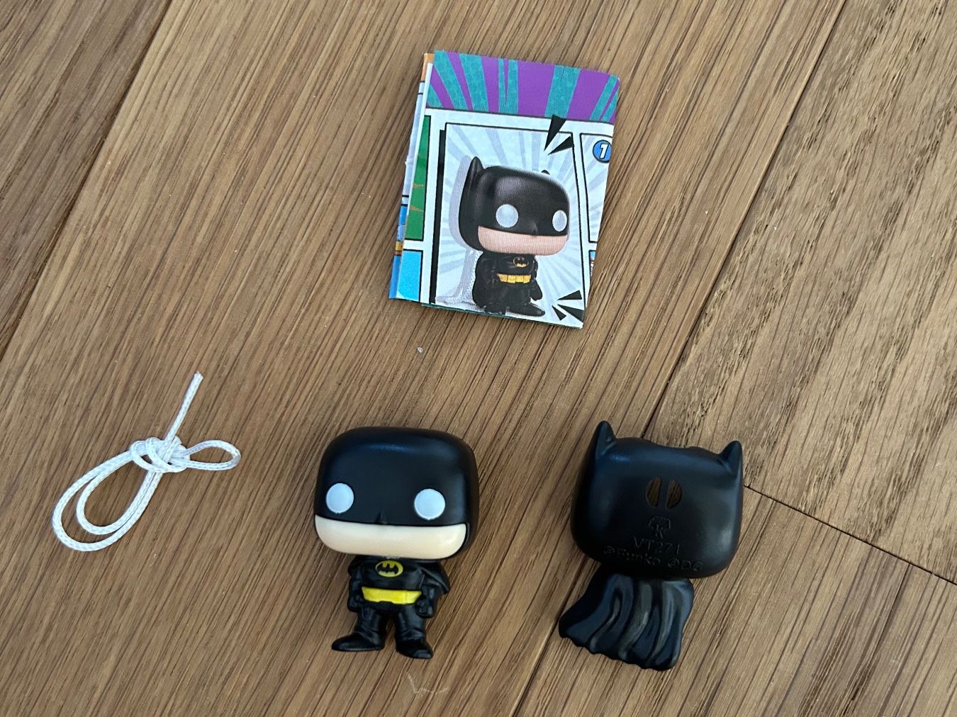 Giocattoli: Kinder Joy, Super Heroes, Batman – Nuovo (secondo la descrizione) da Büron venduto da anneetoli