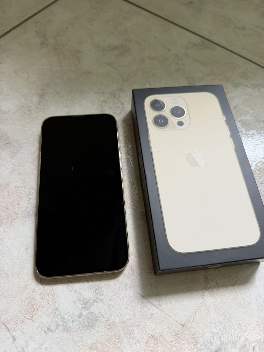 Apple Handys / Smartphones: Iphone 13 Pro Gold - bon état – Gebraucht aus Neuchâtel von Rosavitabella 3