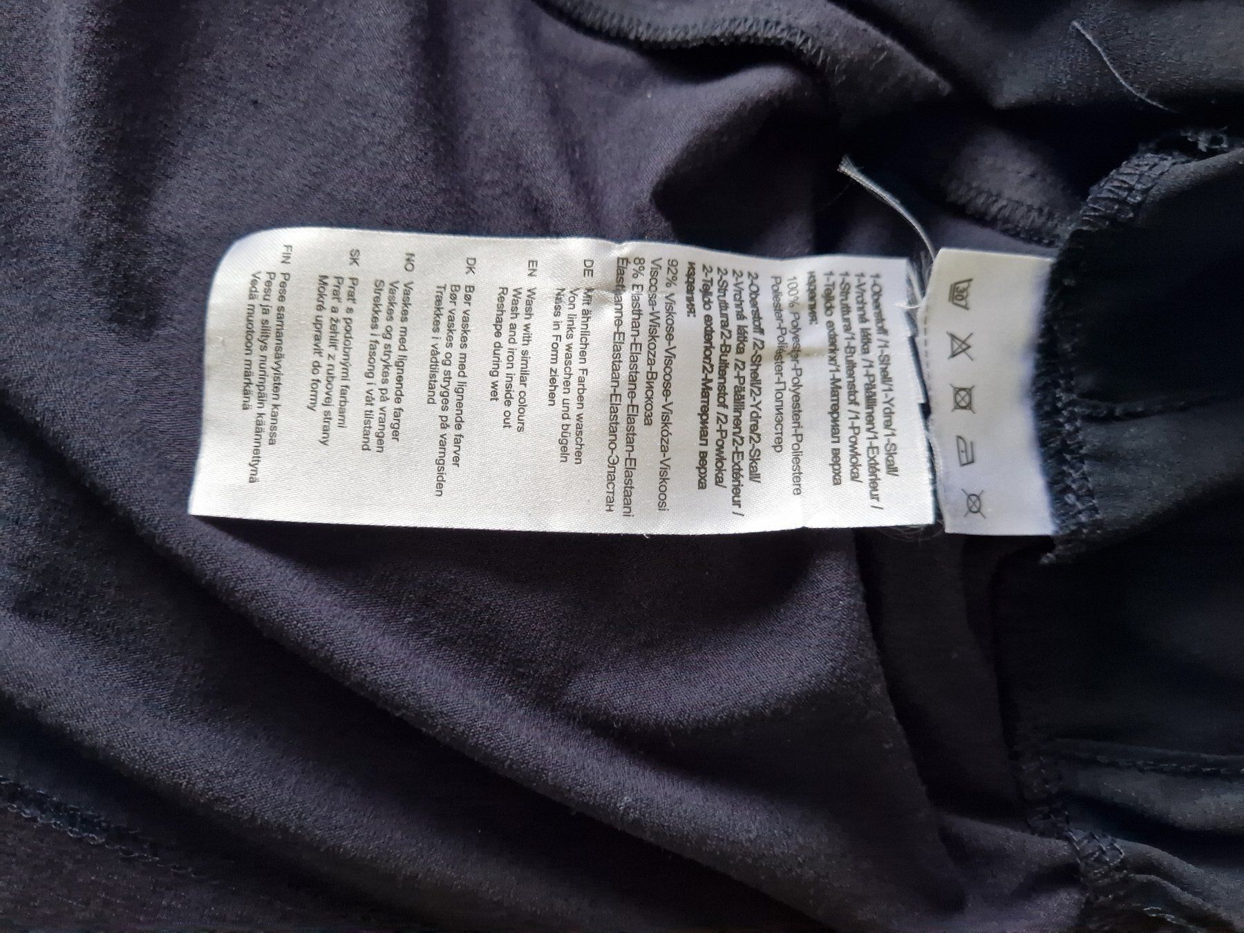 Camicette: Elegantes Damen Oberteil Grösse 46/48 – Usato da Basel venduto da aegina 4