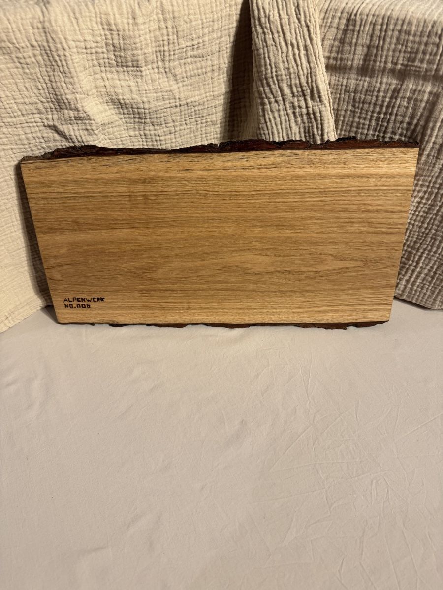 Articles en bois: Massives Eichen Schneide/Servierbrett – Neuf avec emballage d'origine à Aeschiried par ala_gq5v 1