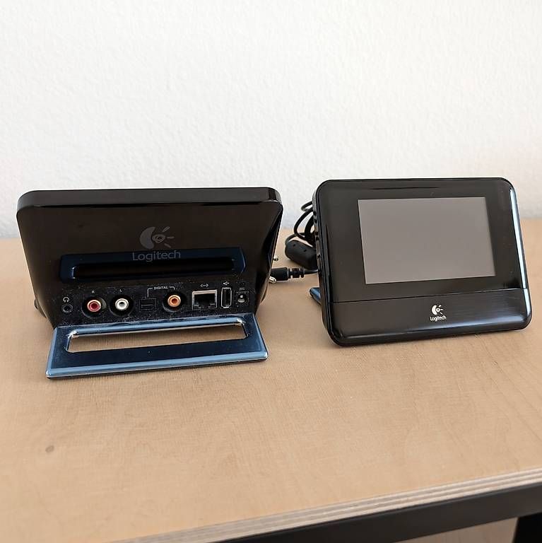 Logitech Multimediaplayer & Streamer: 2Stk. Logitech Squeezebox touch (digitaler Musikplayer) – Gebraucht aus Thun von Christoph_BOS 1