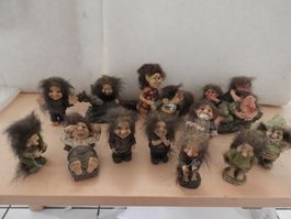 TROLL DIV. GRÖSSE BIS 16 CM (3 BREITEREN) Elch, 2 FAMILIE,