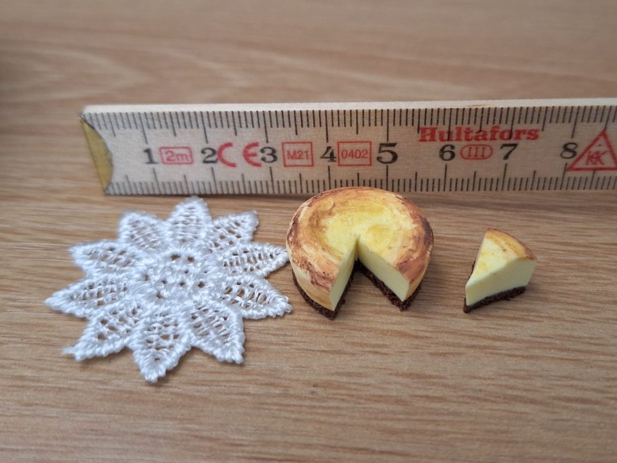 Case e mobili per bambole: Puppenhaus Quarkkuchen – Nuovo (secondo la descrizione) da Zürich venduto da HandmadeTinyFood 2