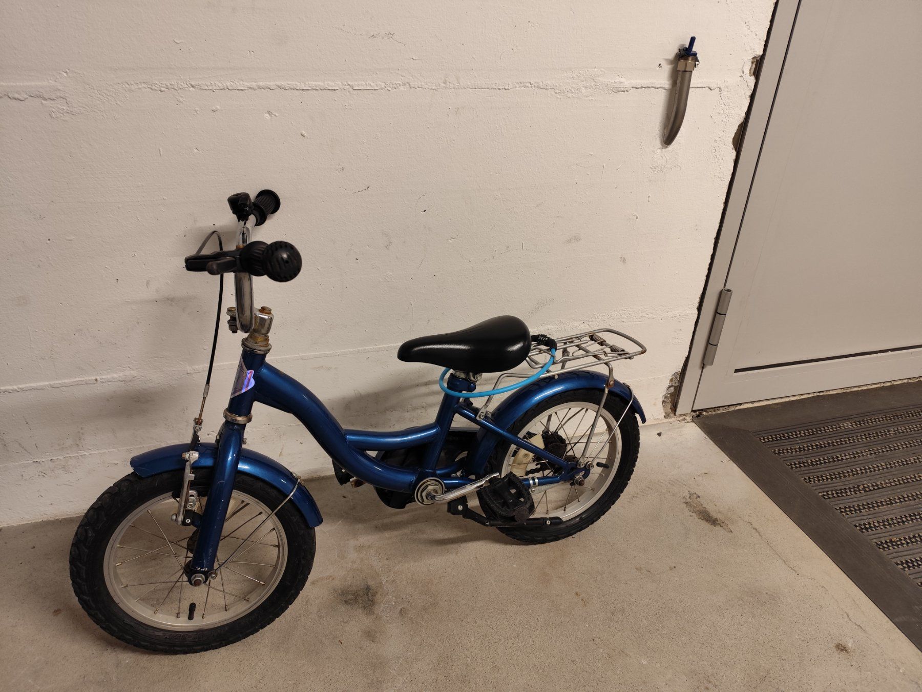 Vélos: Velo ab 3 Jahren – D'occasion à Jona par fam_hzv2 1