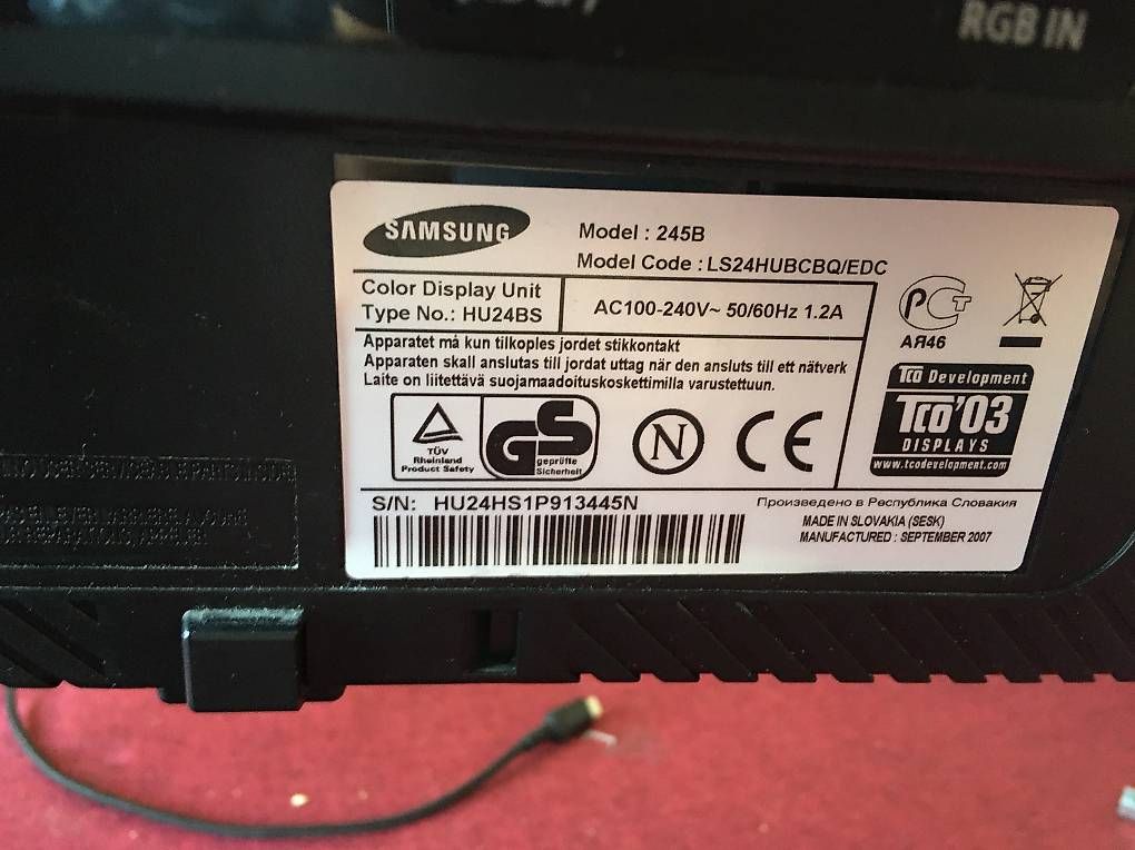 Monitor: Écran Samsung 24'' 245B – Usato da Chavannes-Près-Renens venduto da chr_h9df 2