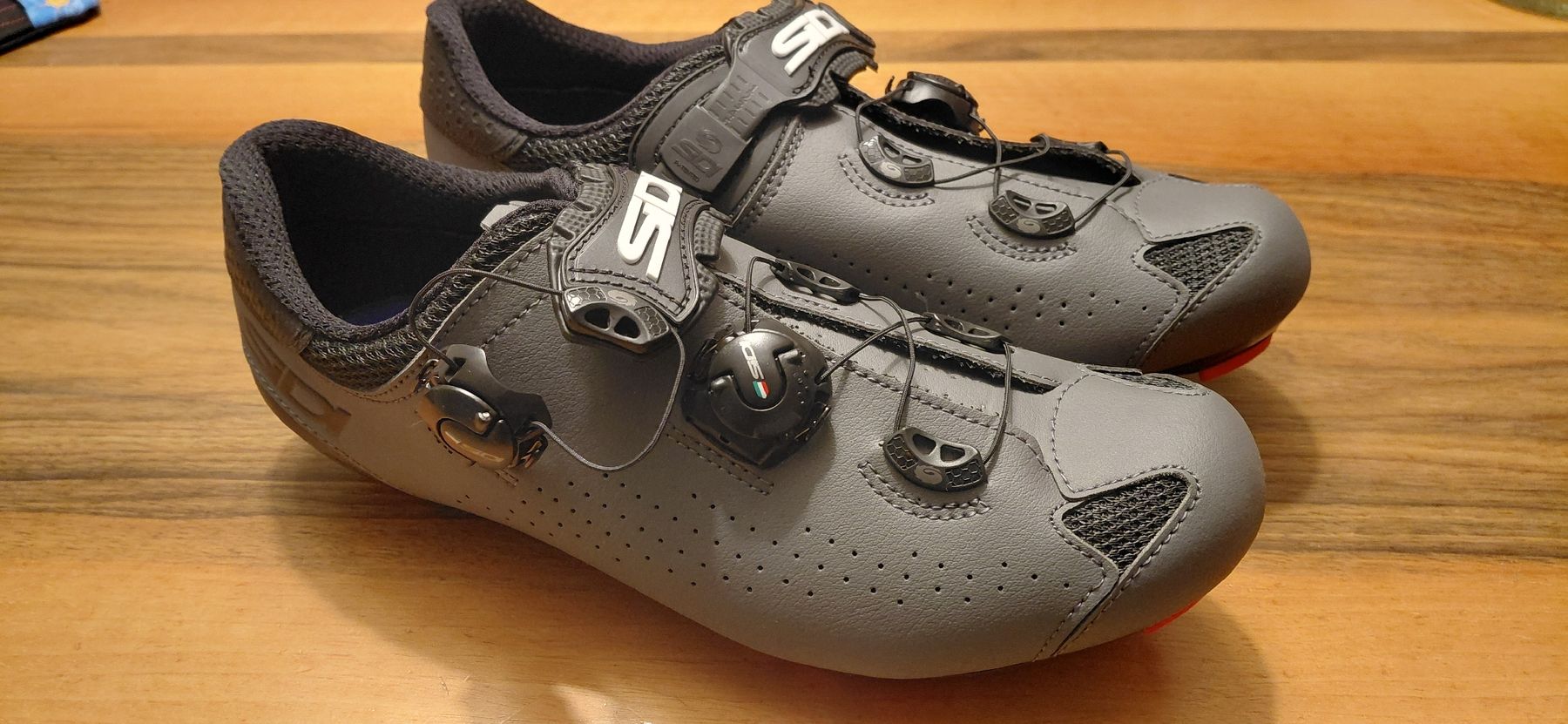 SIDI Chaussures hommes: Sidi MTB Eagle 10 Schuhe Grösse 42 Black Grey – Neuf avec emballage d'origine à Diessenhofen par kazwei 2